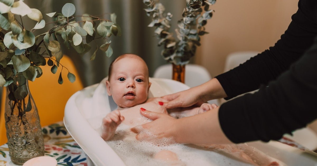 peralatan mandi bayi