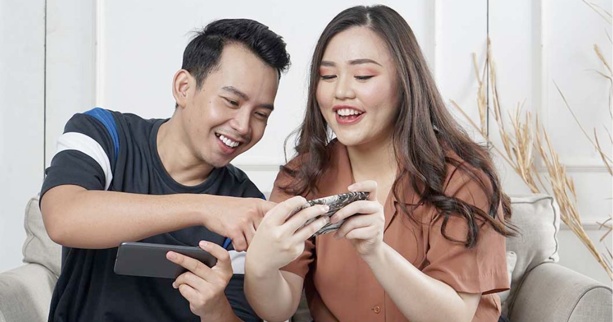 Cara Merayakan Valentine untuk Pasangan LDR Bermain Game