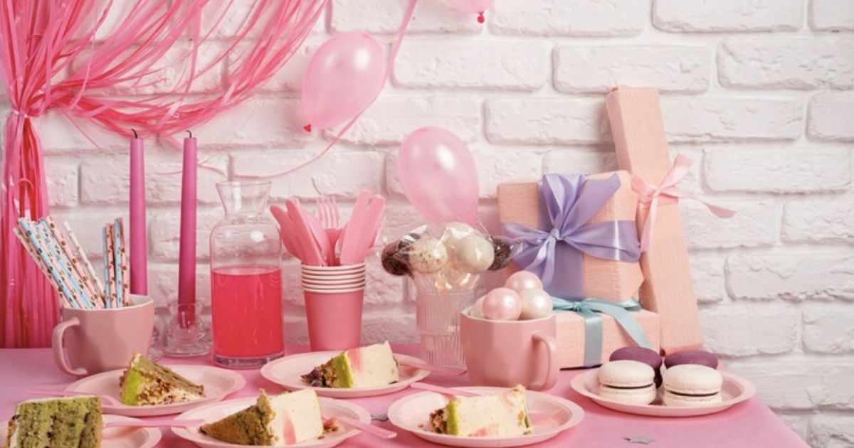 Dekorasi Serba Pink