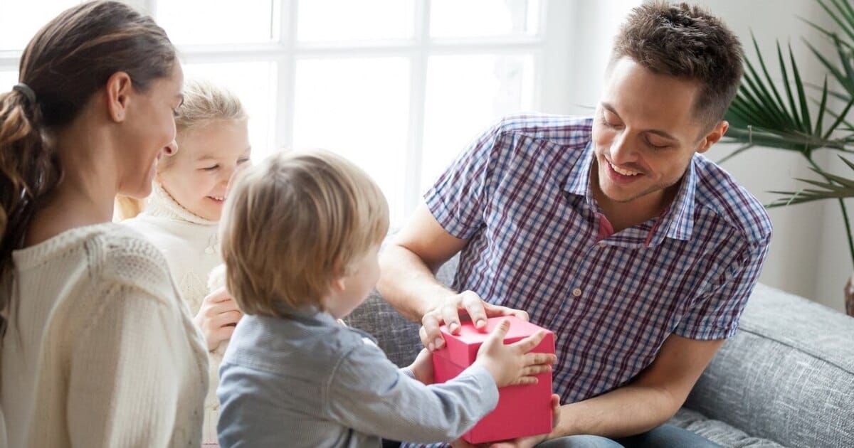 Kado untuk guru Wali Kelas