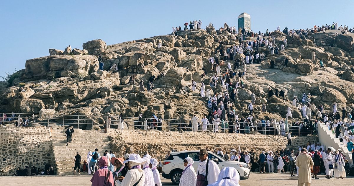 beda umroh dan haji 