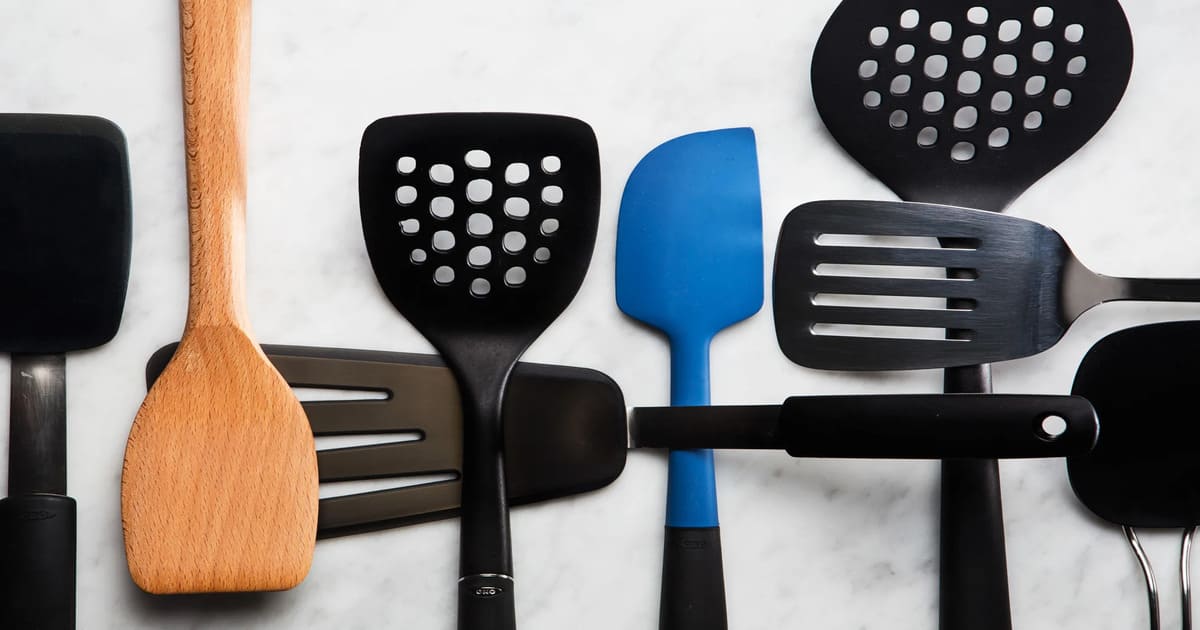 Jenis alat Memasak dan Fungsinya:Spatula