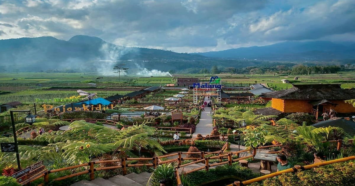 Rekomendasi Destinasi Outing Kantor: Pujon Kidul, Malang.