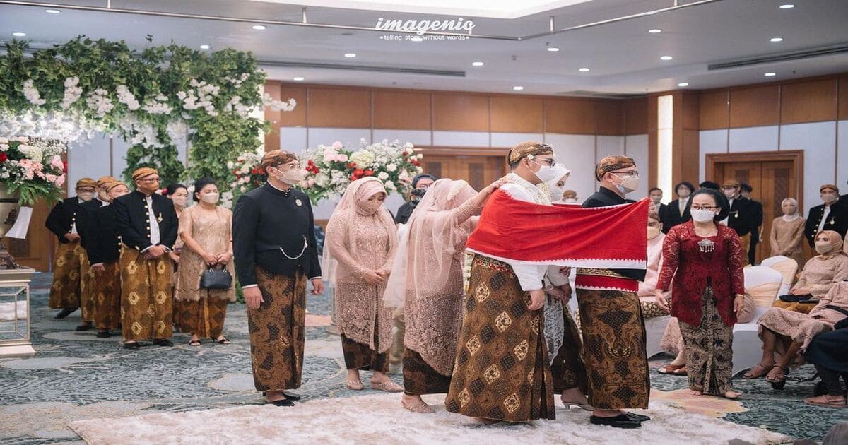 Makna dari Sinduran: Ini Detail Prosesinya