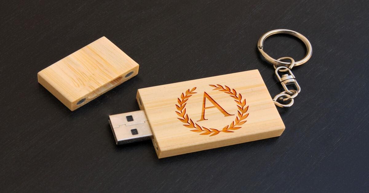 10 Ide Souvenir Pelatihan Terbaik untuk Peserta: Flashdisk