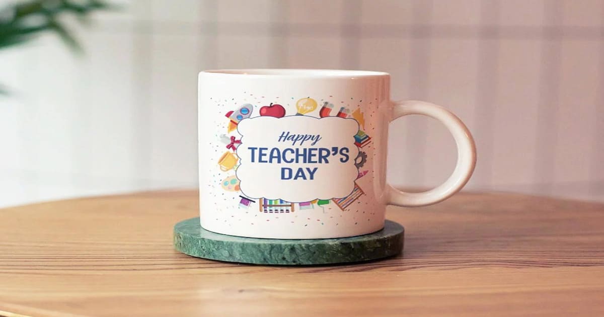 10 Ide Hadiah Hari Guru Buatan Sendiri Unik dan Penuh Makna: Mug Lukis/Hias