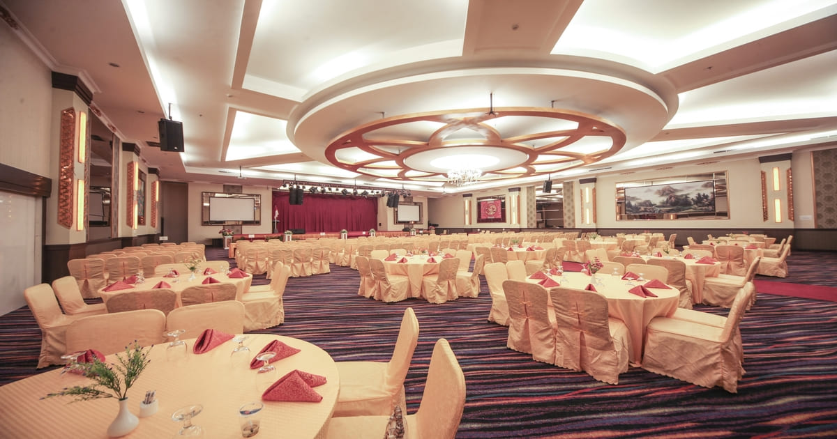 7 Rekomendasi Venue Wedding Terbaik di Pekanbaru: New Hollywood