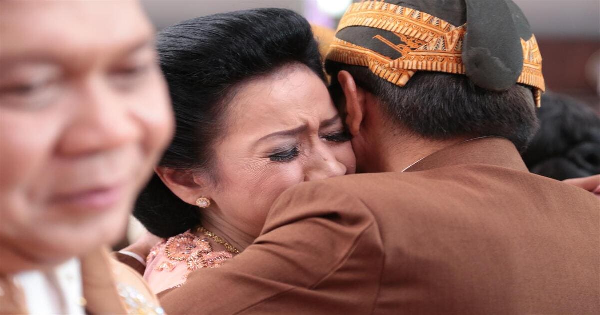 8 Kata Kata Sungkeman Pernikahan: Untuk Ibu