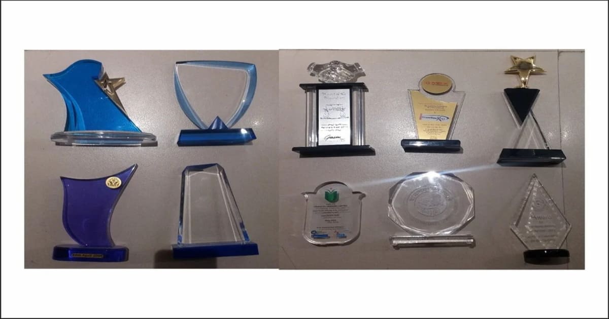 Apa Itu RUPS? Ini 7 Ide Souvenir RUPS Eksklusif dan Mewah: Plakat