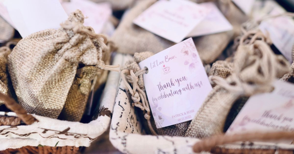 Estimasi Biaya Souvenir