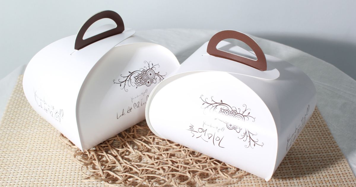 Estimasi Biaya Souvenir Custom