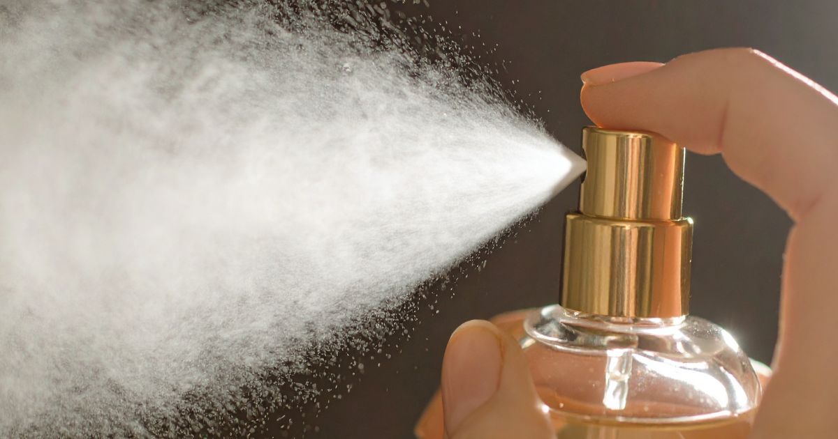 Larangan Memakai Parfum Saat Umroh