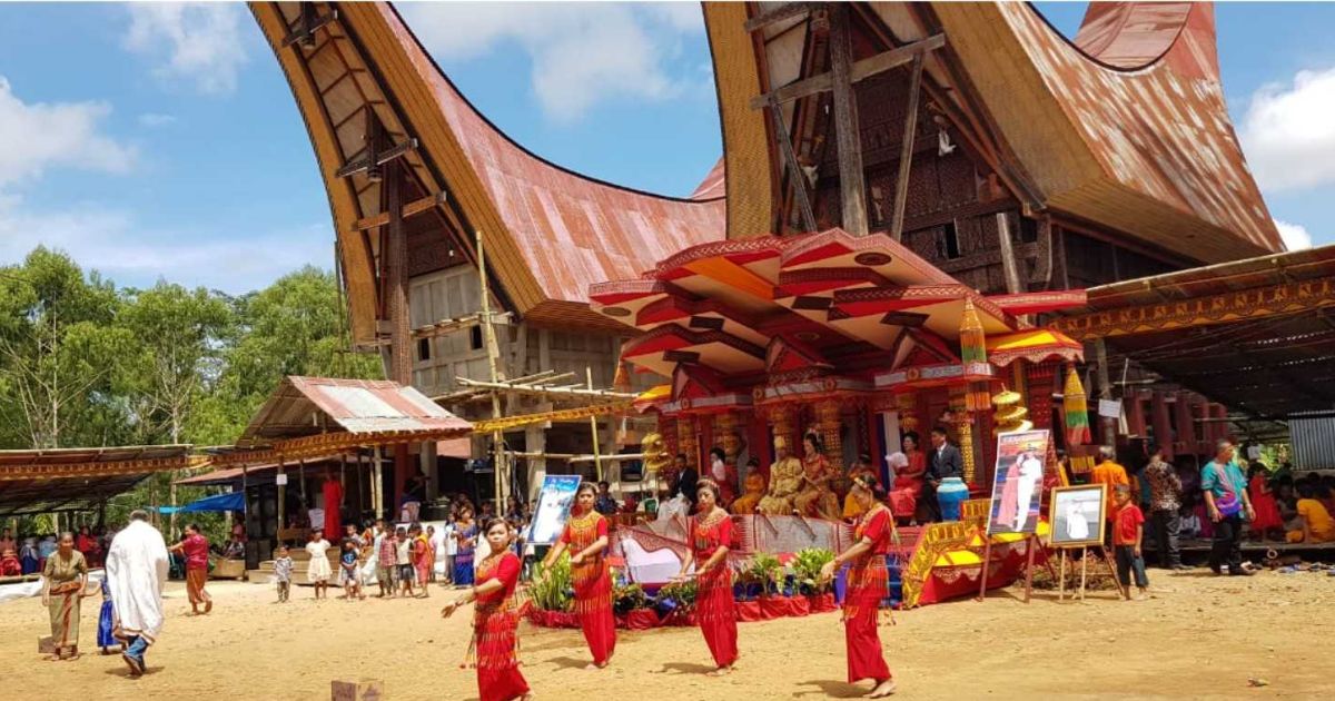Pernikahan Adat Toraja